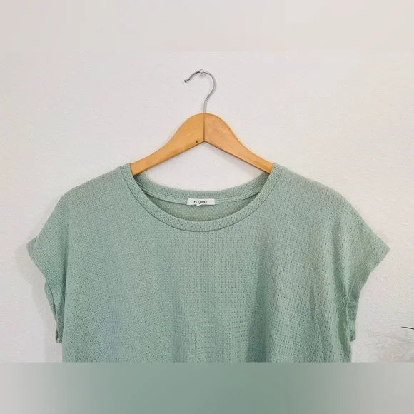 Pleione Women's Mint Green Twisted Hem Light Waffle Knit Top Size Large - Picture 2 of 8